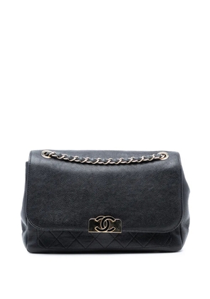 CHANEL Pre-Owned 2017-2018 Quilted Caviar CC Plate Flap Pocket shoulder bag - Black