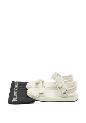Loro Piana Pre-Owned Waikiki strap sandals - White