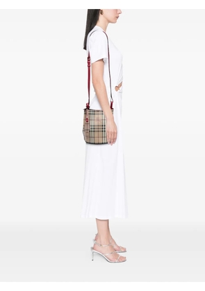 Burberry Pre-Owned 2000-2017 Haymarket Check Coated Canvas Lorne bucket bag - Brown