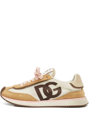 Dolce & Gabbana Pre-Owned logo-detail sneakers - White