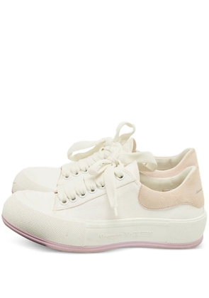 Alexander McQueen Pre-Owned lace-up sneakers - White