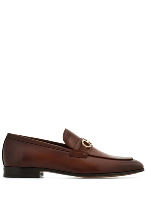 Ferragamo Gancini-plaque loafers - Brown