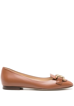Tod's round-toe leather ballerina shoes - Brown