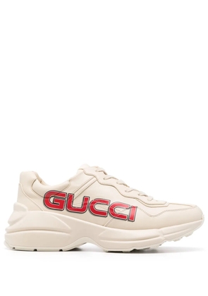 Gucci logo-print sneakers - Neutrals