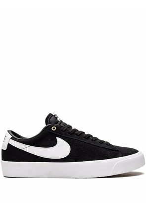 Nike Zoom Blazer Low Pro GT SB 'Black/Gum Light Brown' sneakers