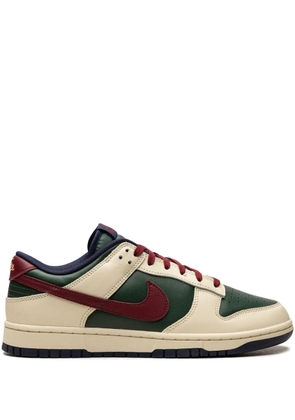 Nike Dunk Low 'From Nike, To You' sneakers - Neutrals