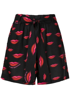 Amir Slama lip-print shorts - Black