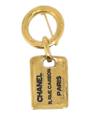 CHANEL Pre-Owned 1980-1990 Rue Cambon plate brooch - Gold