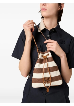 Miu Miu striped drawstring bucket bag - Brown