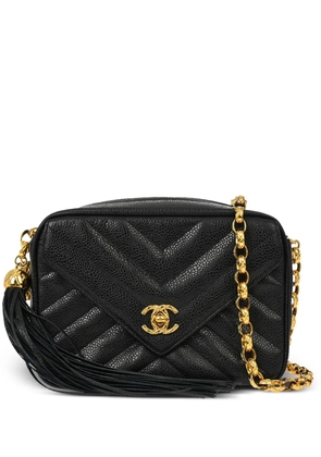CHANEL Pre-Owned 1992 chevron-quilted tassel-detailed camera bag - Black