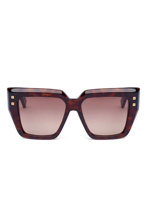 Balmain Eyewear studded geometric-frame sunglasses - Brown