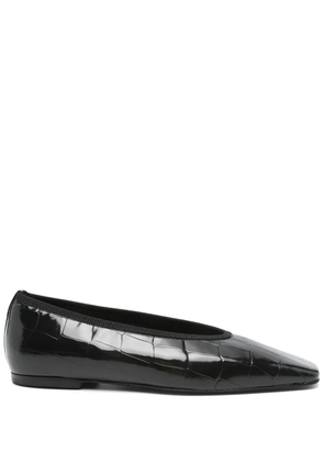 TOTEME Minimalist croco-embossed ballerinas - Black