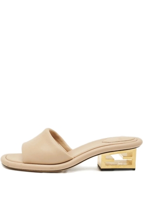 Fendi Pre-Owned Baguette sandals - Neutrals