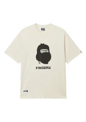 FINGERCROXX graphic-print T-shirt - Neutrals