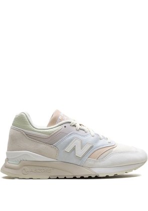 New Balance x MiUSA Kith Easter997.5 ' White/Ice Blue/Peach' sneakers - Neutrals