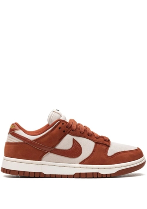 Nike Dunk Low LX 'Rugged Orange' sneakers