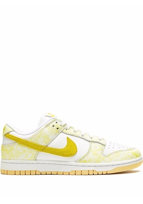 Nike Dunk Low 'Yellow Strike' sneakers - White