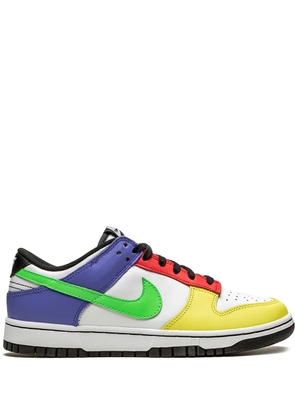 Nike Dunk Low 'Green Strike' sneakers - White