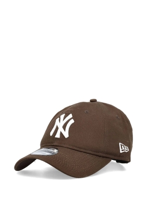 NEW ERA CAP League Essential 9Twenty® NY-logo baseball cap - Brown