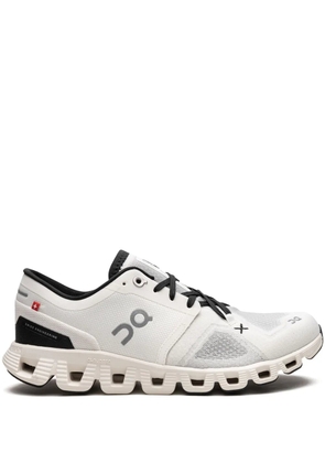 On Running Cloud X 3 'Ivory' sneakers - White