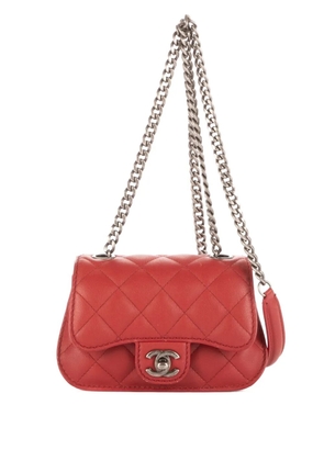 CHANEL Pre-Owned quilted chain cross-body bag - Red