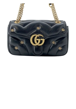 Gucci Pre-Owned 2016-2025 Medium GG Marmont GG Studded Matelasse Leather shoulder bag - Black