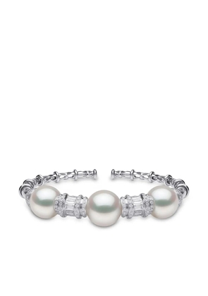 Yoko London 18kt white gold Mayfair pearl and diamond bangle - Silver