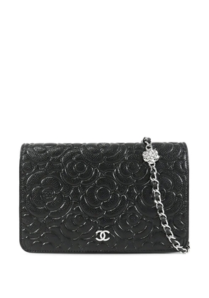 CHANEL Pre-Owned 2020 CC Embossed Caviar Camellia Wallet On Chain crossbody bag - Black