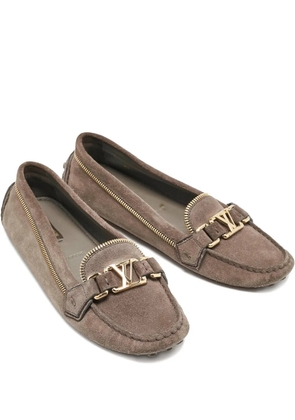 Louis Vuitton Pre-Owned suede zip-detail oxford shoes - Brown
