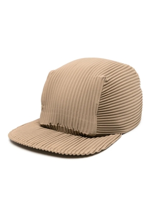 Homme Plissé Issey Miyake plissé baseball cap - Brown