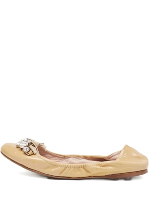 Miu Miu Pre-Owned crystal-embellished ballet flats - Neutrals