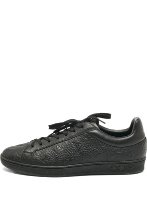 Louis Vuitton Pre-Owned Luxembourg Monogram leather low-top sneakers - Black