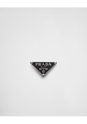 Enameled-metal belt buckle