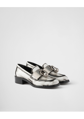 Brushed leather loafers with metal details