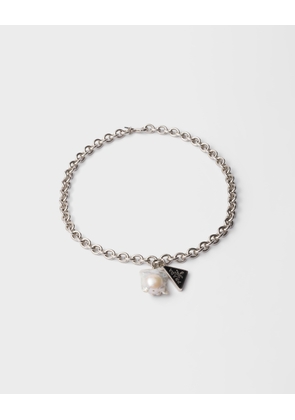 Metal necklace with pearl