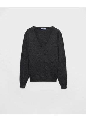 Cashmere V-neck sweater