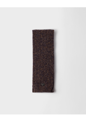 Wool and cashmere scarf