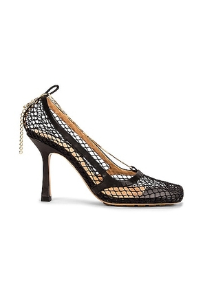 Bottega Veneta Stretch Sandals in Black in Black & Black - Black. Size 36 (also in 36.5, 37, 37.5).