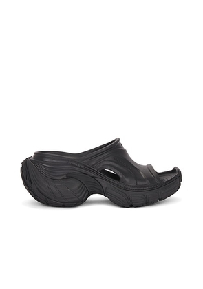 Balenciaga 6XL Slide in Black - Black. Size 36 (also in ).