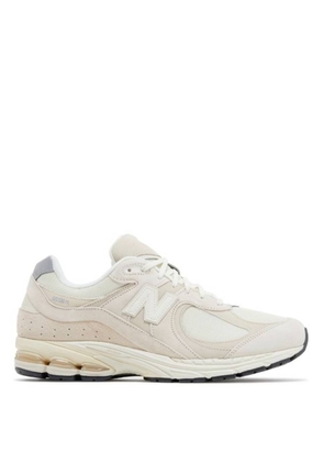 New Balance Calm Taupe 2002R Sneakers