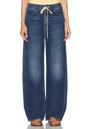 MOTHER The Drawn Tagger Sneak Jeans in Did You Bring Me Anything? - Denim-Dark. Size 25 (also in ).
