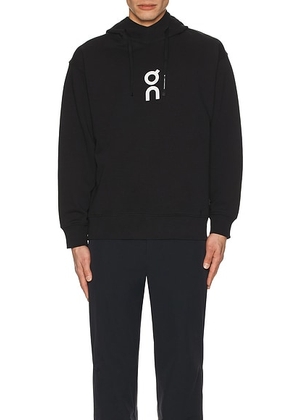 On Club Hoodie Tennis in Black - Black. Size XL/1X (also in ).