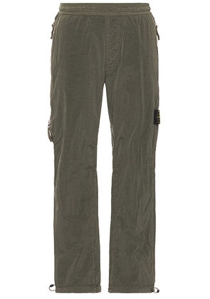 Stone Island Nylon Metal Pant in Military Green - Army. Size 36 (also in 33).