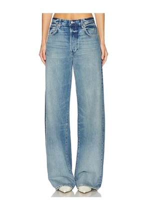 PAIGE Arellia With Covered Buttonfly Jeans in Denim-Medium. Size 28. Also in 30, 33.