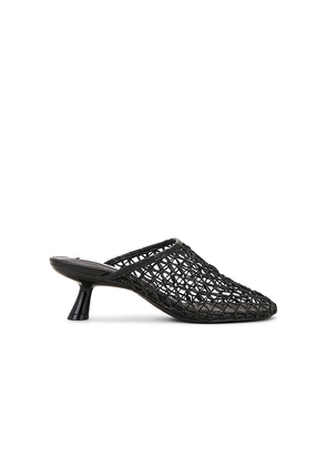 Steve Madden Xray Sandal in Black. Size 7.5. Also in 8, 9.5.