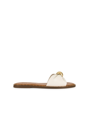 Steve Madden Dipsy Flat in Ivory. Size 6. Also in 6.5, 7.5, 8, 9.5.