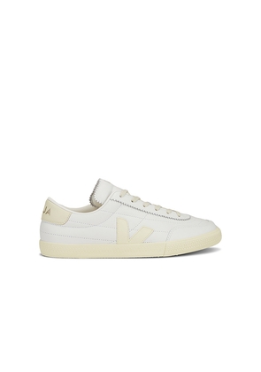 Veja Panenka Sneakers in White. Size 41. Also in 45.