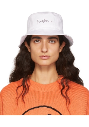 We11done White Hotfix Star Bucket Hat