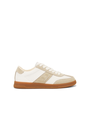 East Pacific Trade Santos Sneaker in Cream. Size 42. Also in 41.