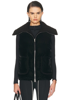 Varley Evie Puffer Vest in Black - Black. Size L (also in M, S, XS).